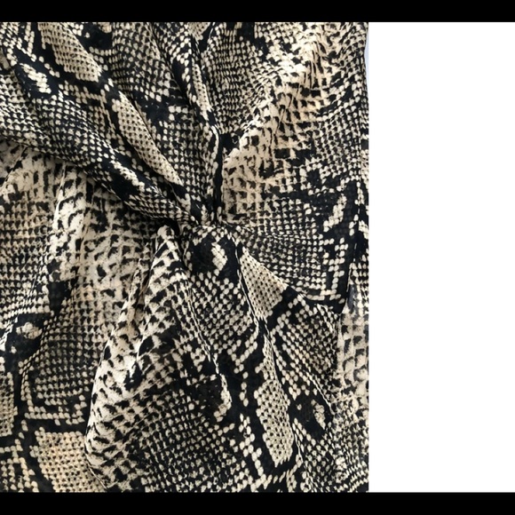 NWOT Zara Python Snake Drape Wrap Top Blouse - XS - Picture 2 of 3